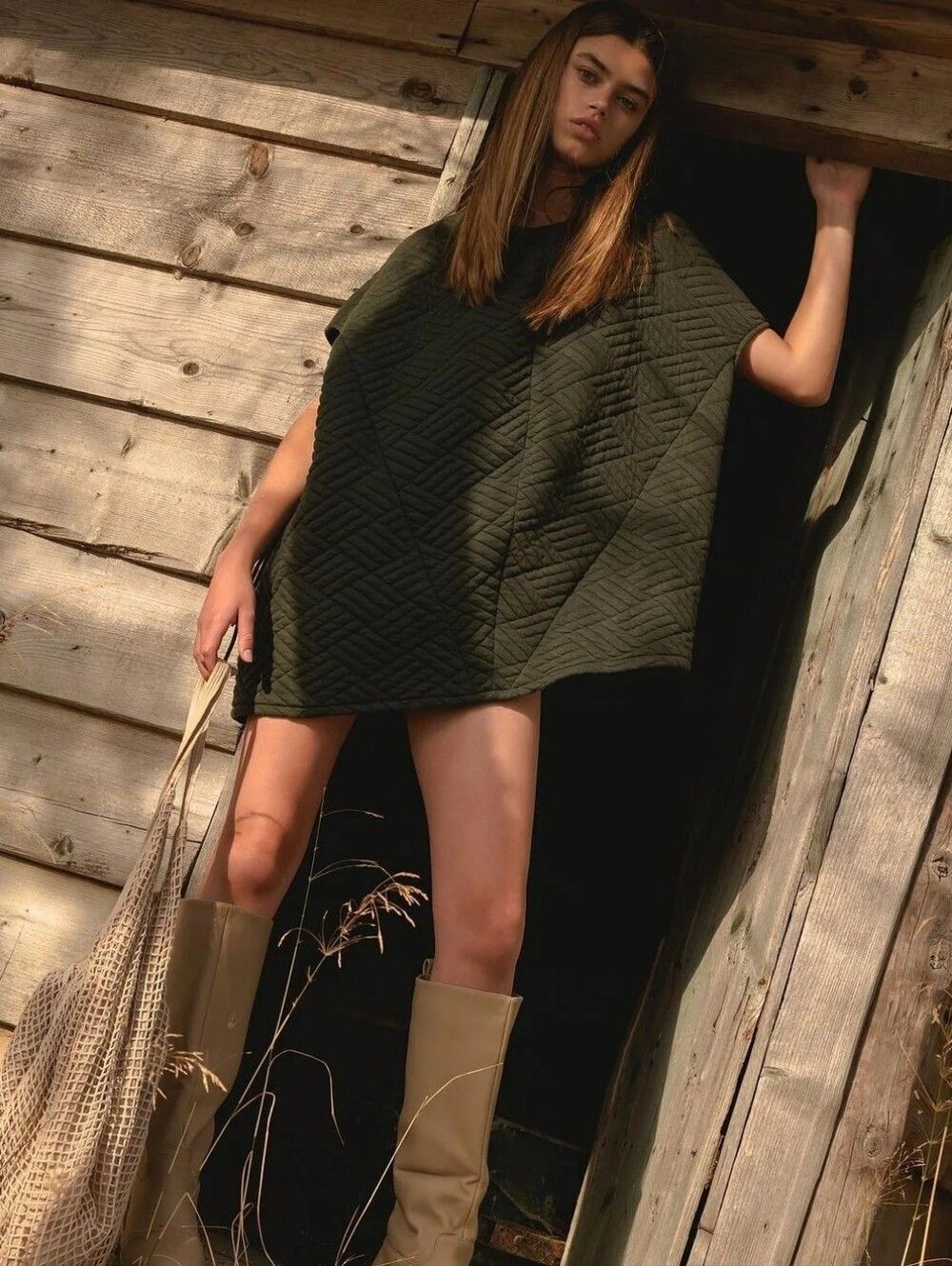 Zara Asymmetric Quilted Oversized Structured Batwing Tunic Top in Forest Green M